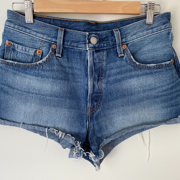 Levi's Classic 501 High Rise Denim Shorts - Picture 1 of 8